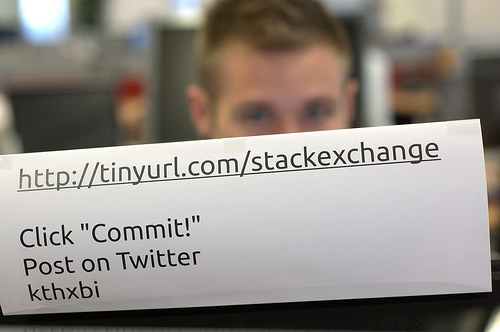 Evan promotes his pet project to get more people using stackexchange for Ubuntu support questions and answers!